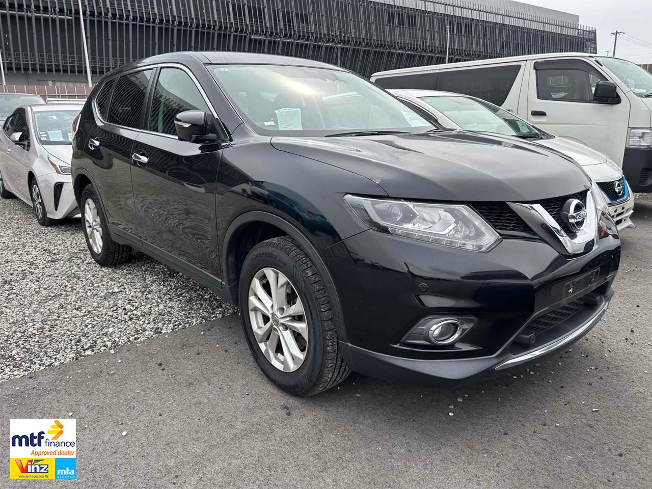 2015 Nissan X-Trail 2.0X 7Seats 3YearWarrantyFree