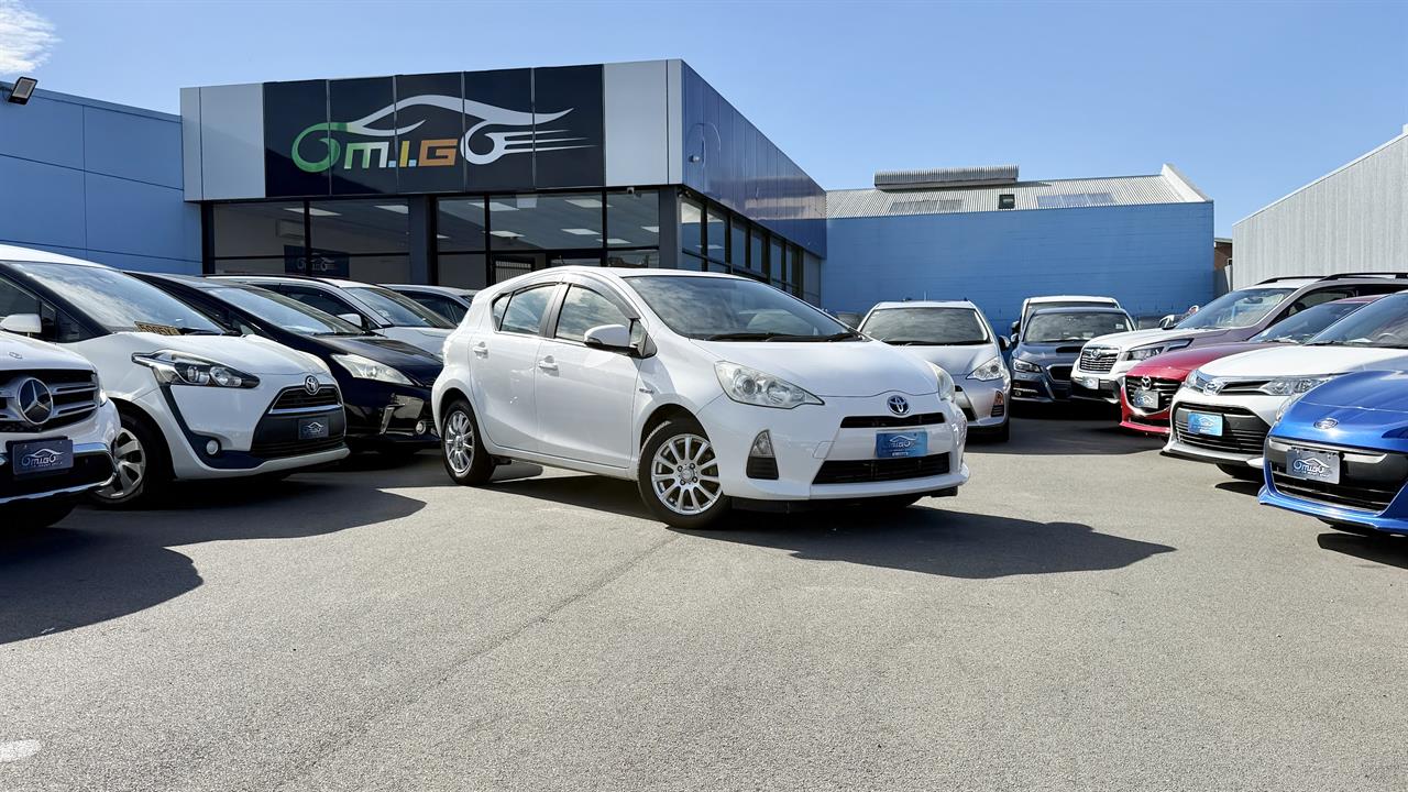 2012 Toyota Aqua /Prius C 1.5L Cheap Cheap Cheap