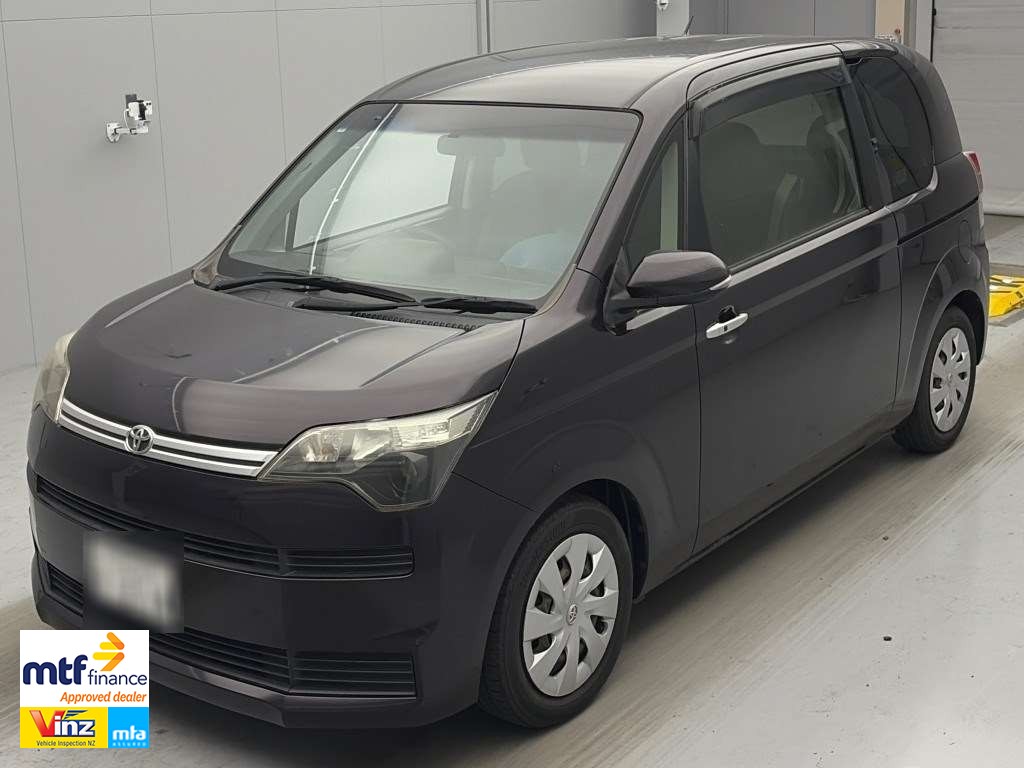 2015 Toyota SPADE 1.5F GoodSpace 3YearWarrantyFree