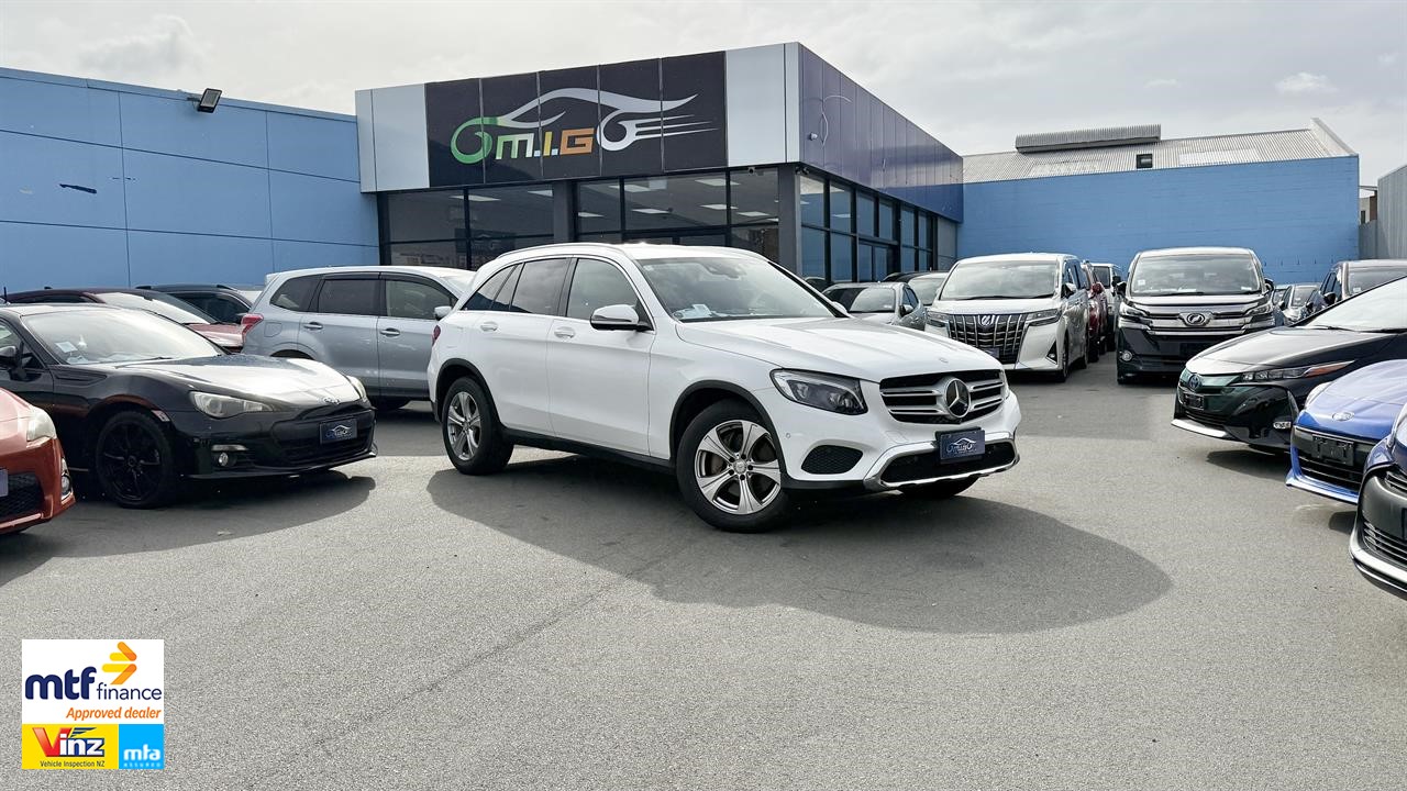 2016 Mercedes-Benz GLC 250 2.0l 4Matic 1YearWarrantyFree